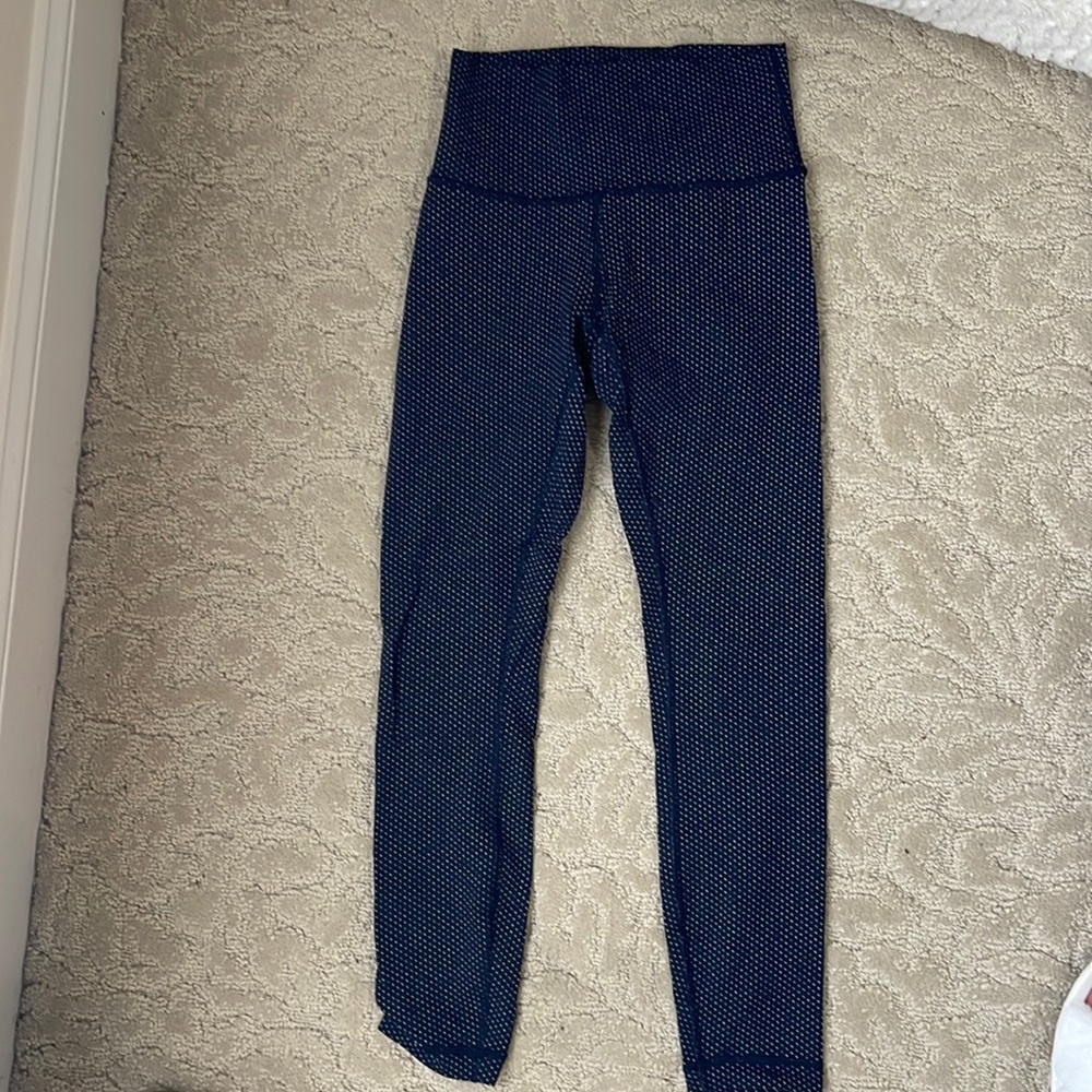 Lulu lemon wunder under